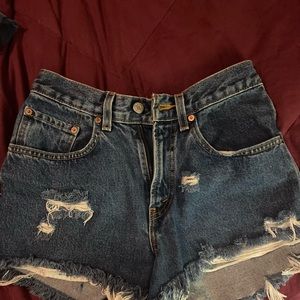 Levi’s high waisted shorts, never worn